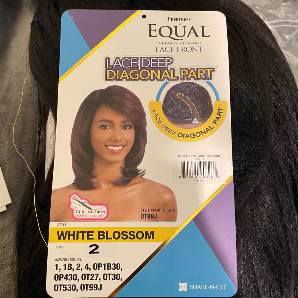 Freetress Equal White Blossom
